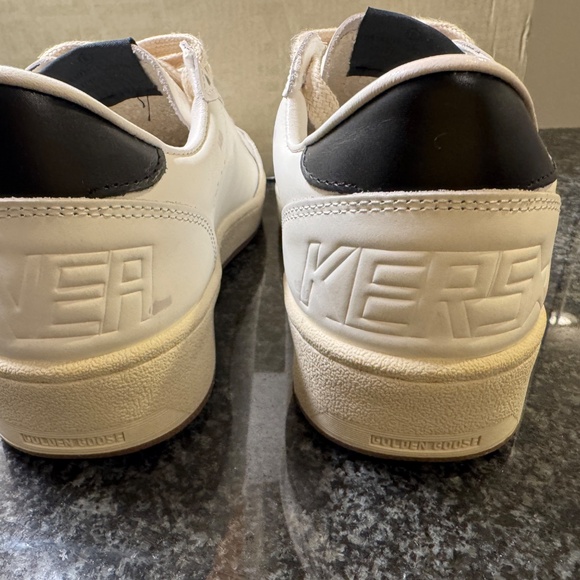 Golden Goose - Ballstar 2, Grey Star, White with Black heel, Size 37, New in Box - Picture 3 of 13